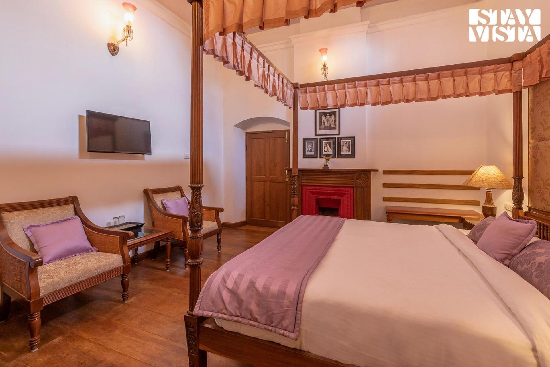 6 Bhk Greenwood Bungalow Heritage In The Heart Of Утакаманд Экстерьер фото