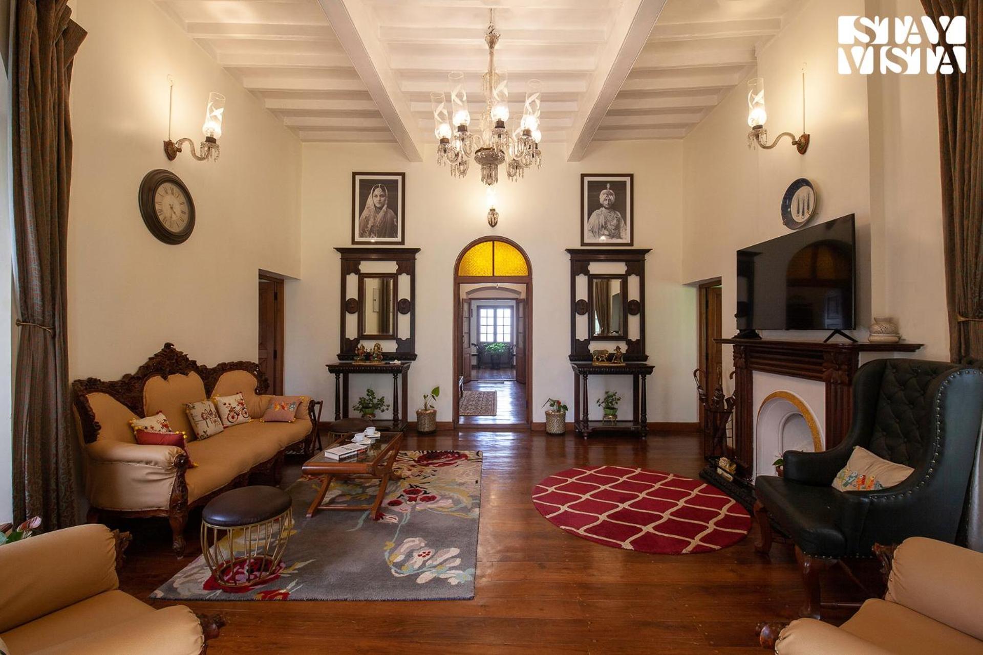 6 Bhk Greenwood Bungalow Heritage In The Heart Of Утакаманд Экстерьер фото